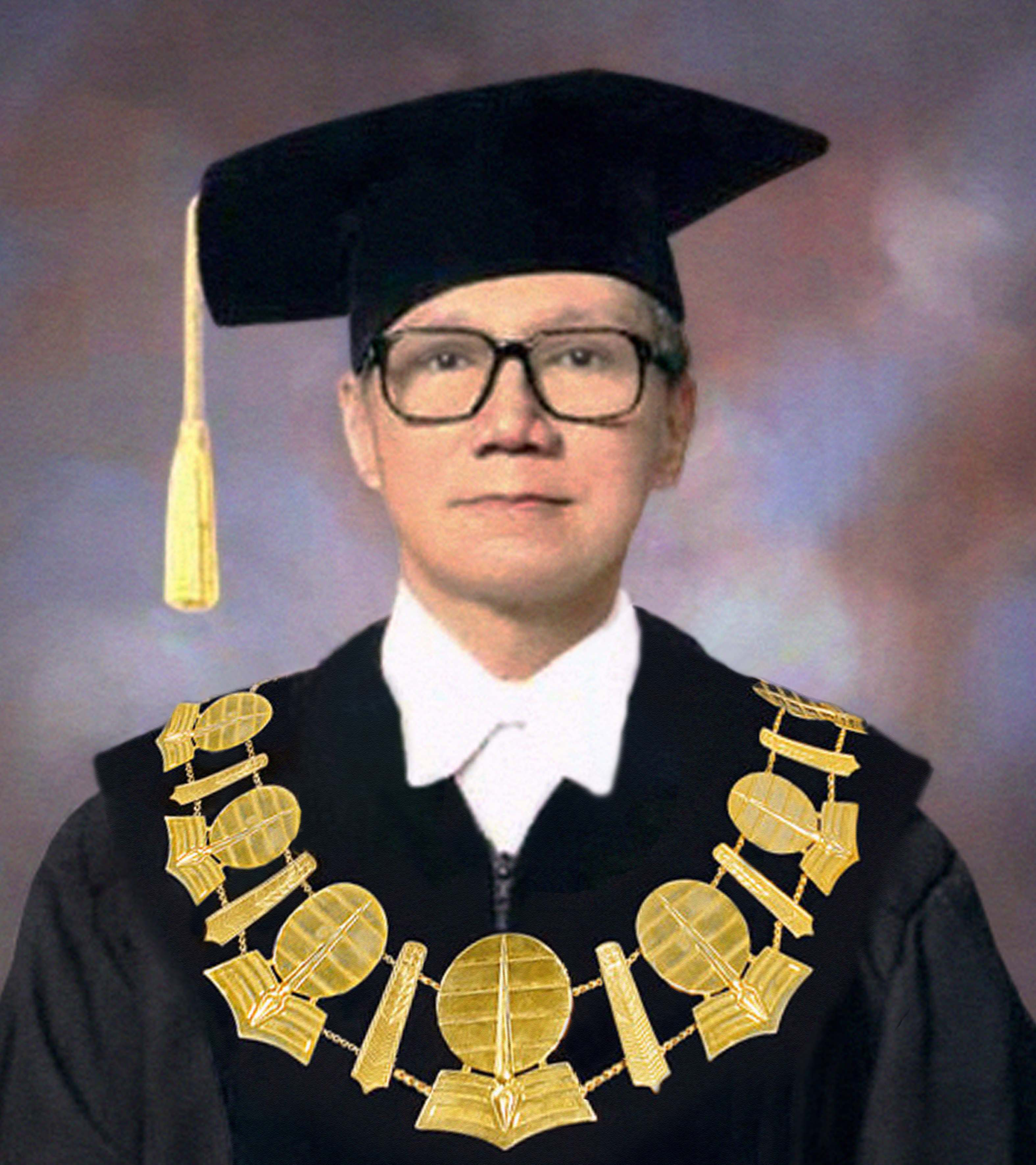 Prof. Dr. Benny Suprapto Brotosiswojo